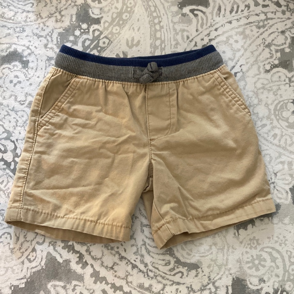 Carter’s size 2T boys shorts